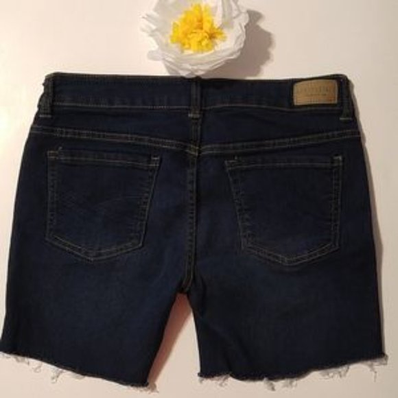 Aeropostale Dark Wash Bermuda Cutoff Jean Shorts - Picture 15 of 15